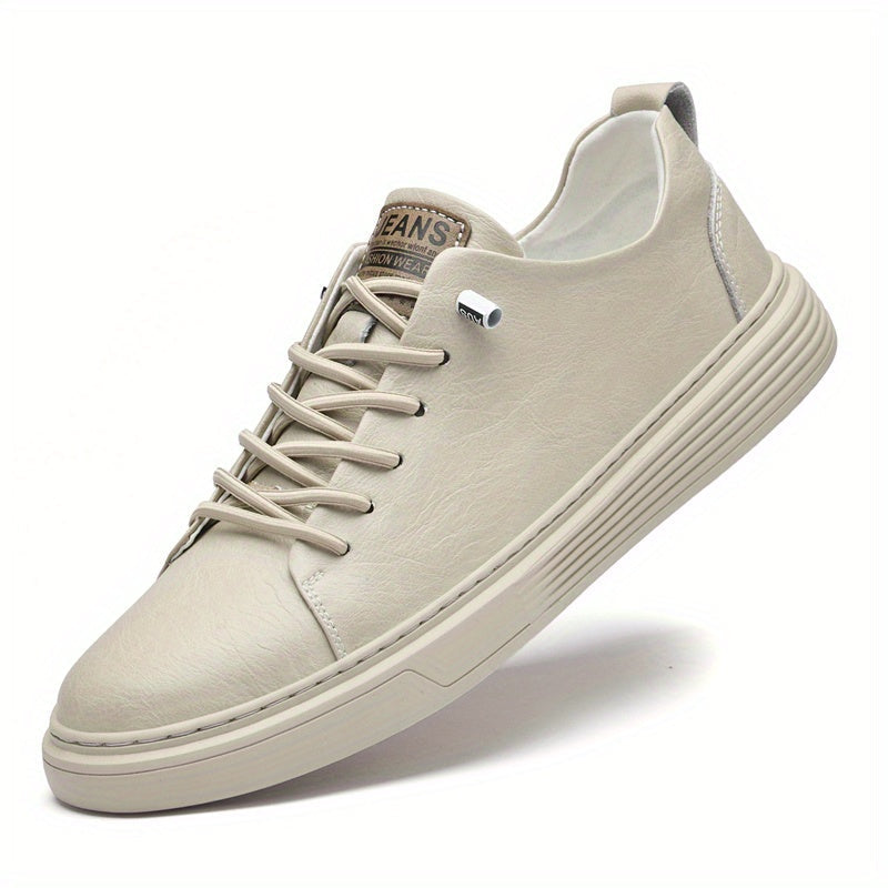 Baskets décontractées homme style urbain moderne à lacets – Sneakers tendance pour usage quotidien
