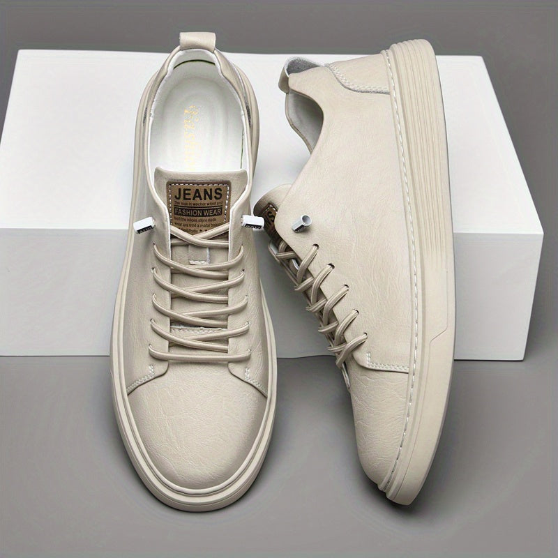 Baskets décontractées homme style urbain moderne à lacets – Sneakers tendance pour usage quotidien