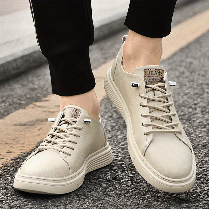 Baskets décontractées homme style urbain moderne à lacets – Sneakers tendance pour usage quotidien