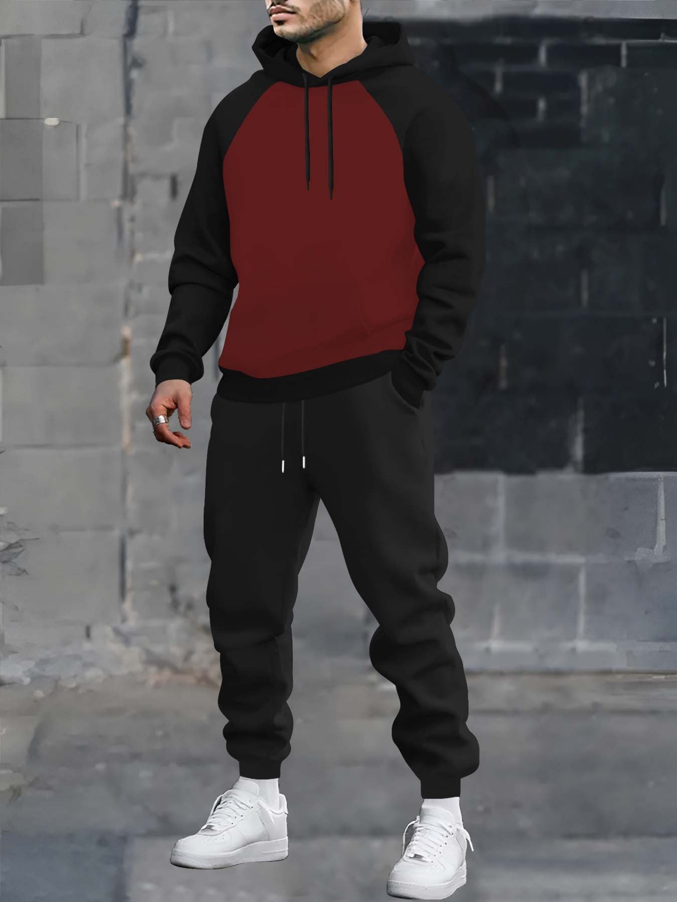 Ensemble survêtement homme bicolore avec sweat à capuche gris foncé et noir