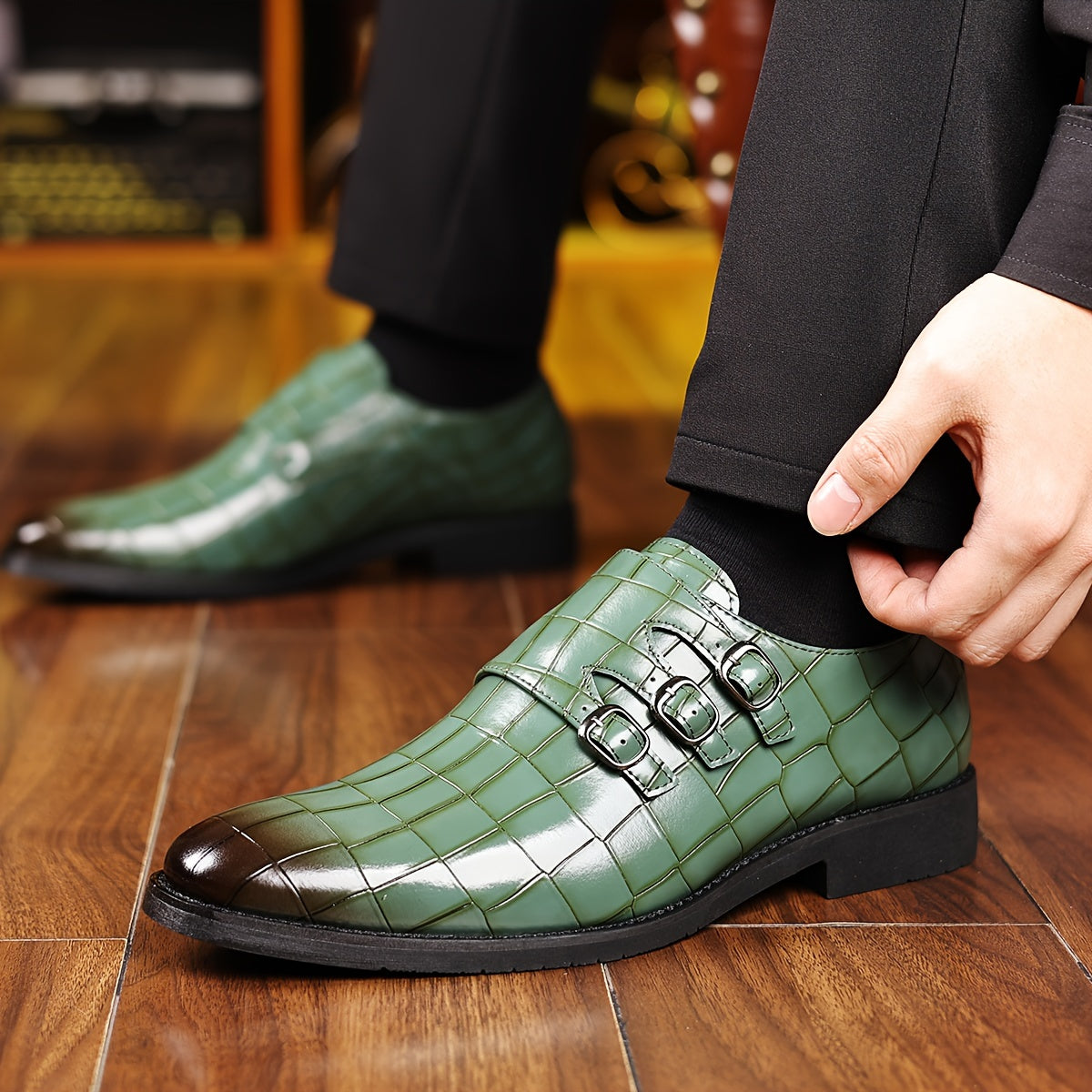 Chaussures habillées à boucle triple pour homme style vintage – élégance formelle et urbaine
