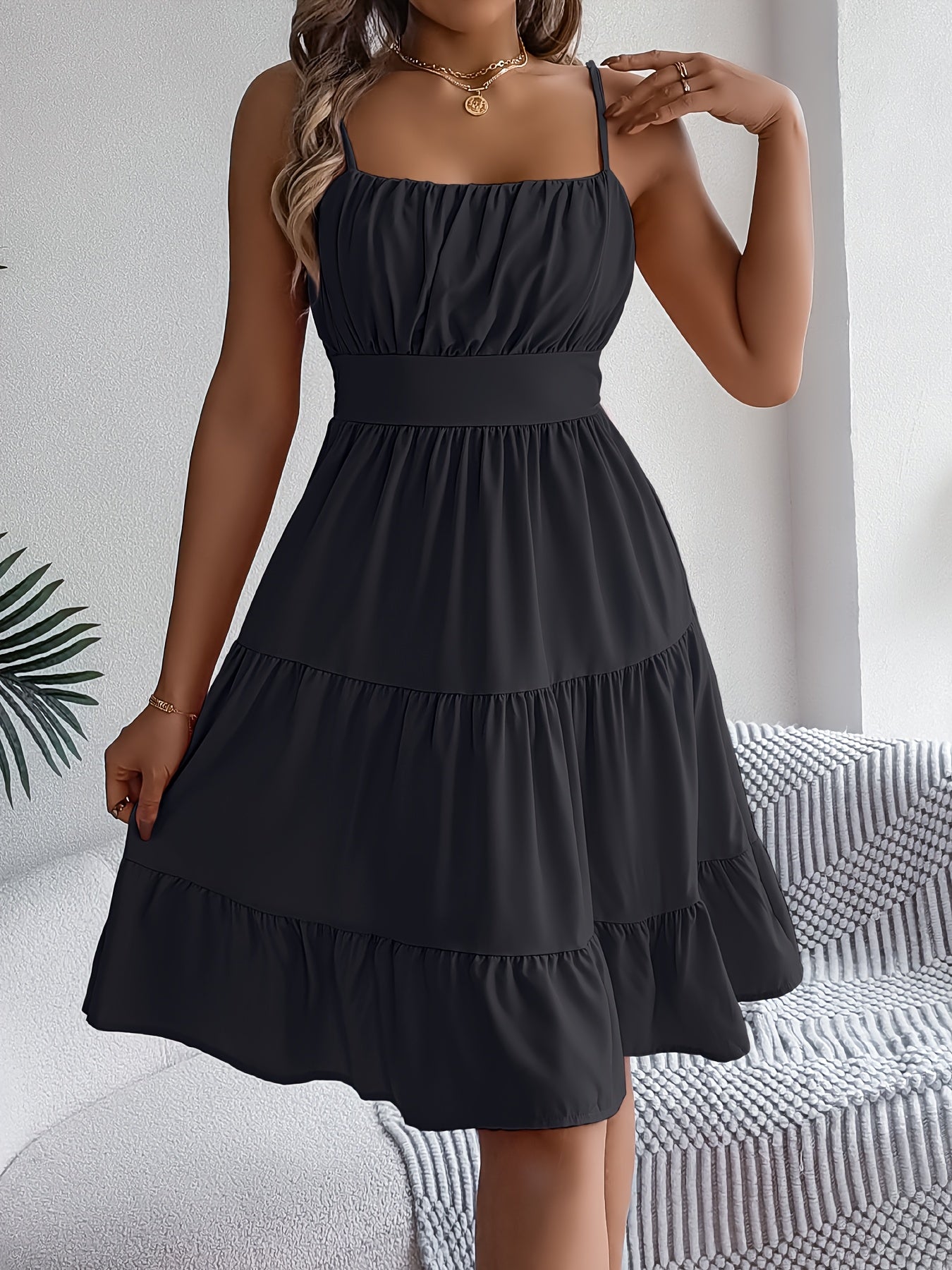Robe d'été femme style décontracté à bretelles fines, volants, allure vacances