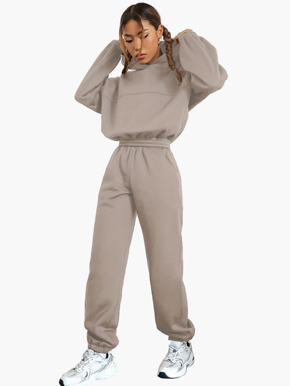 Lässiges Damen-Sportanzug-Set – Kapuzenpullover und Jogginghose – bequemer urbaner Stil