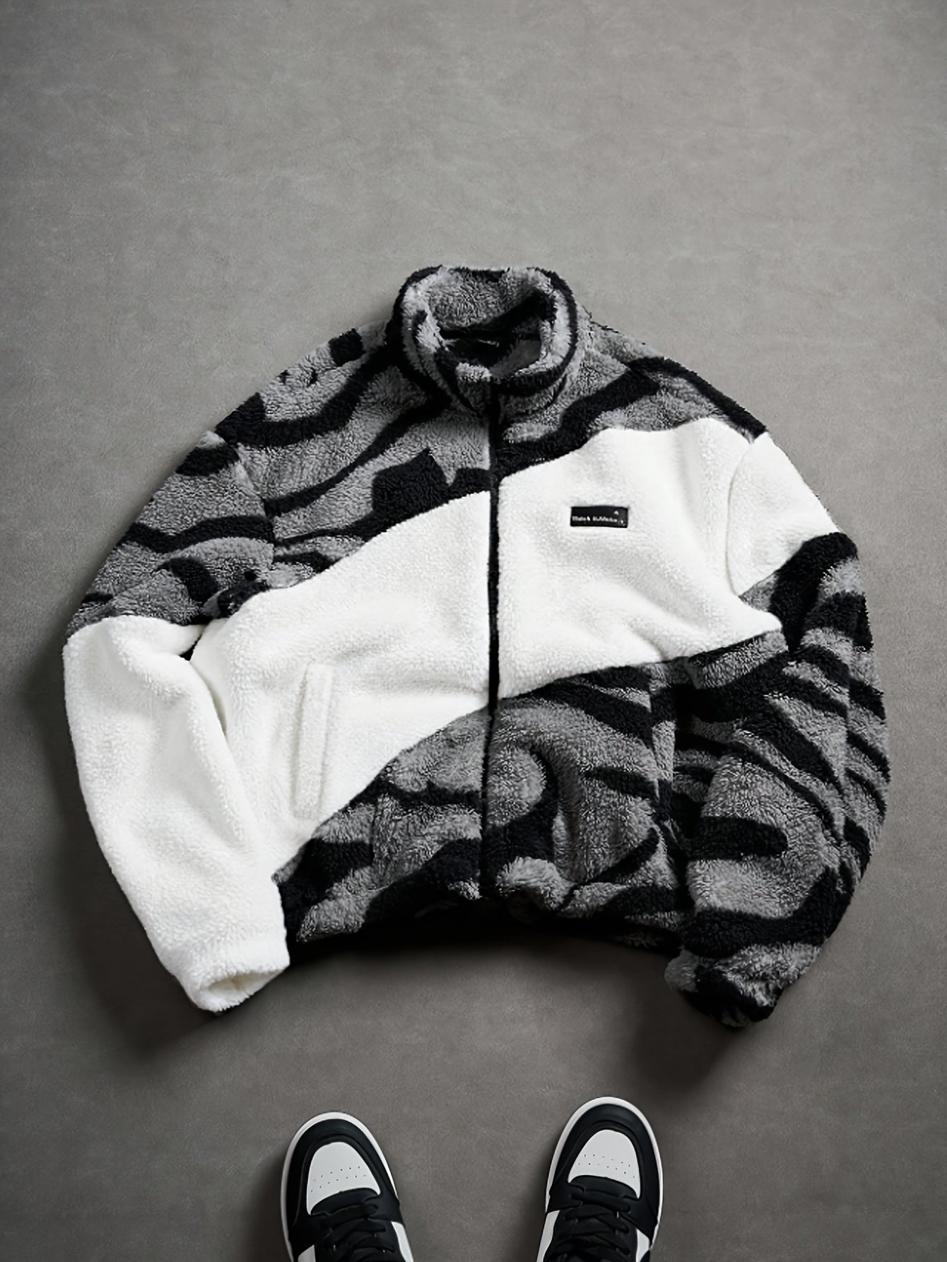 Veste Polaire Zippée Motif Zèbre Bicolore Col Montant