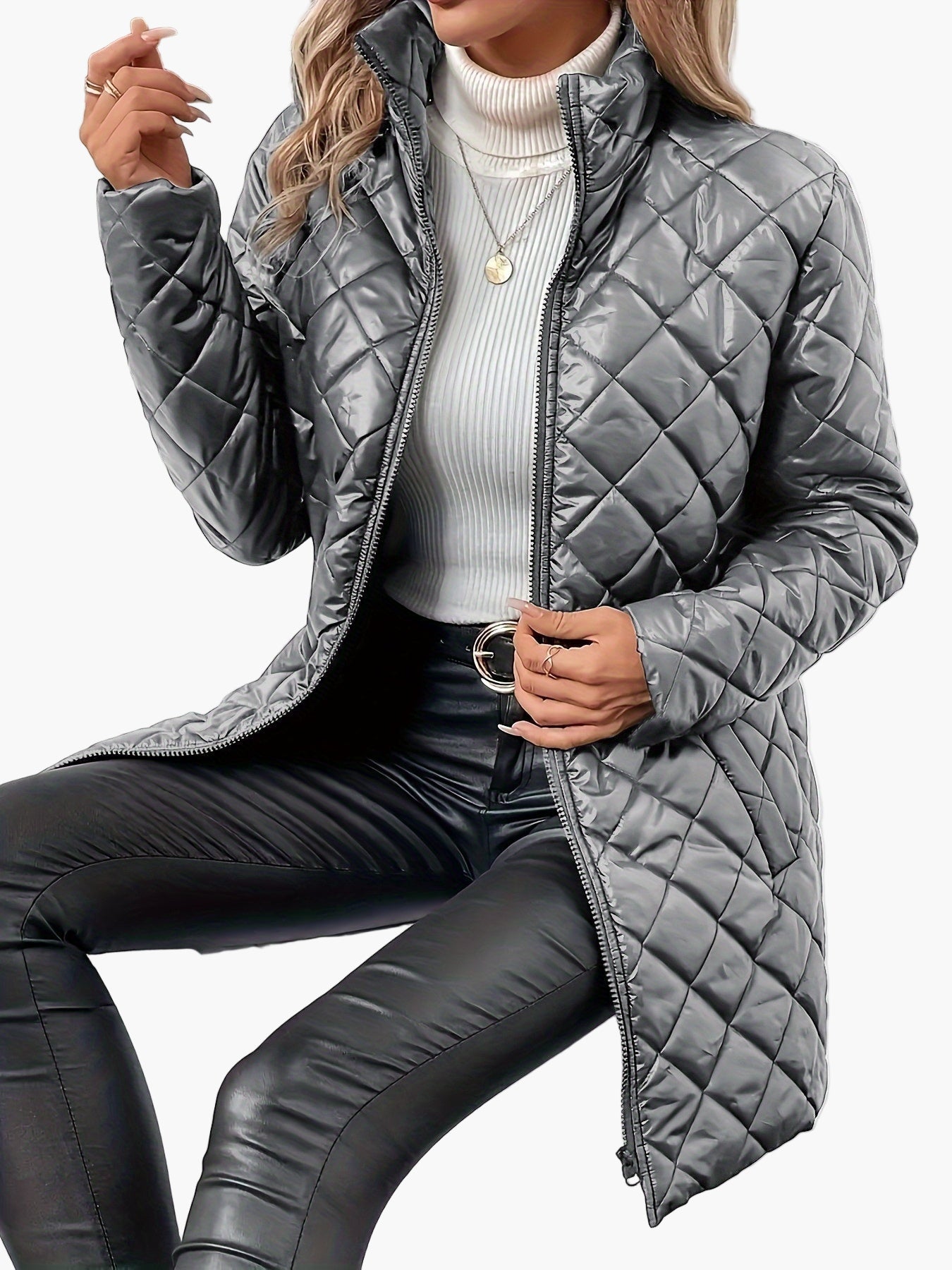 Lang quiltet kåpe for dame i urban chic stil til vinteren