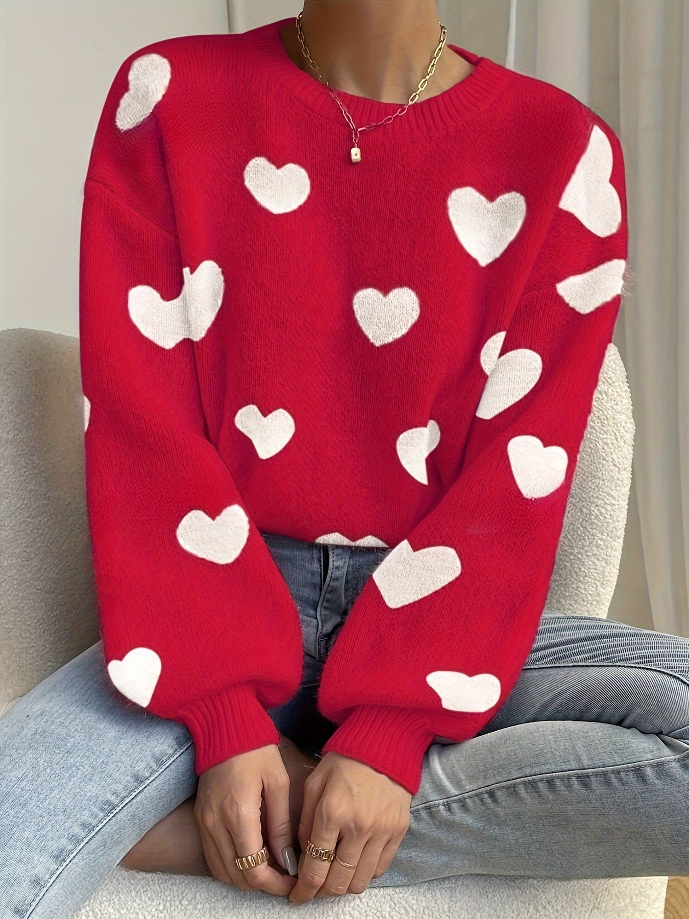 Pull col rond ample en maille blanc avec cœurs beiges