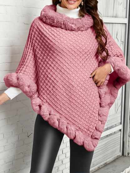 Poncho Femme Tricoté Motif Losanges Gris avec Bordure en Fausse Fourrure