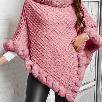 Poncho Femme Tricoté Motif Losanges Gris avec Bordure en Fausse Fourrure