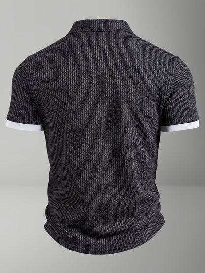 Polo homme manches courtes style moderne pour tenue décontractée chic