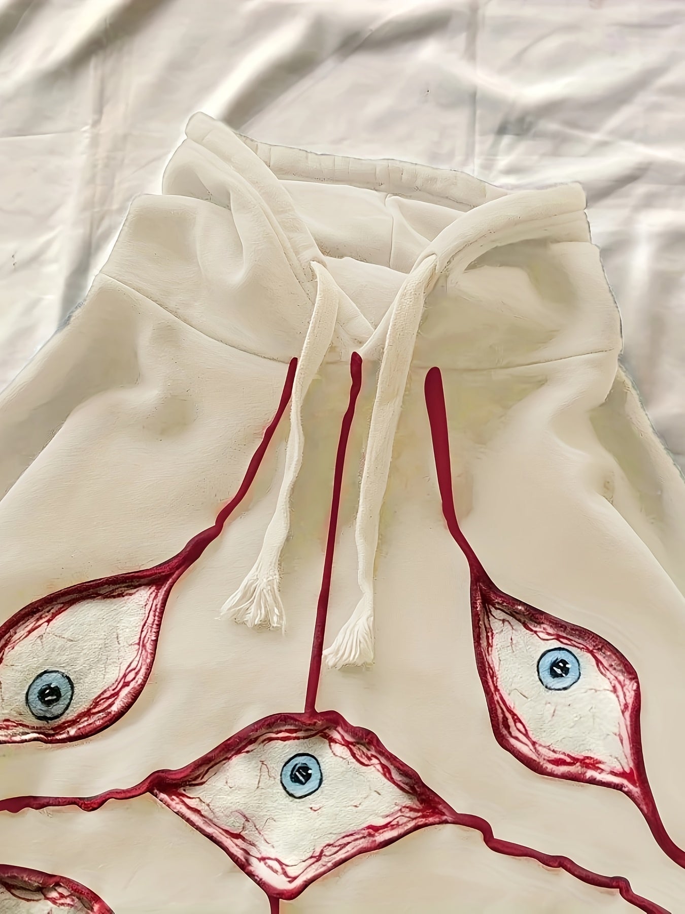 Sweat à Capuche Gris Anthracite Ample avec Motifs Yeux Stylisés