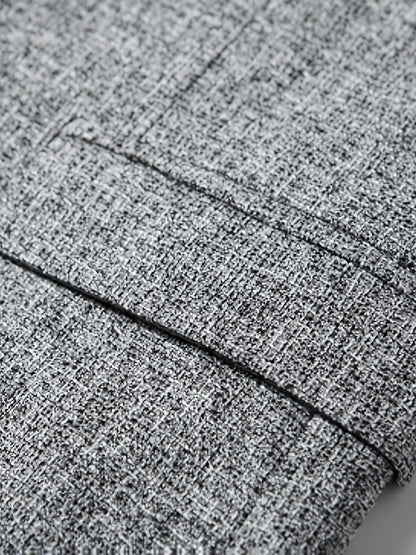 Men's mature style suit jacket with long sleeves for formal and professional occasions
