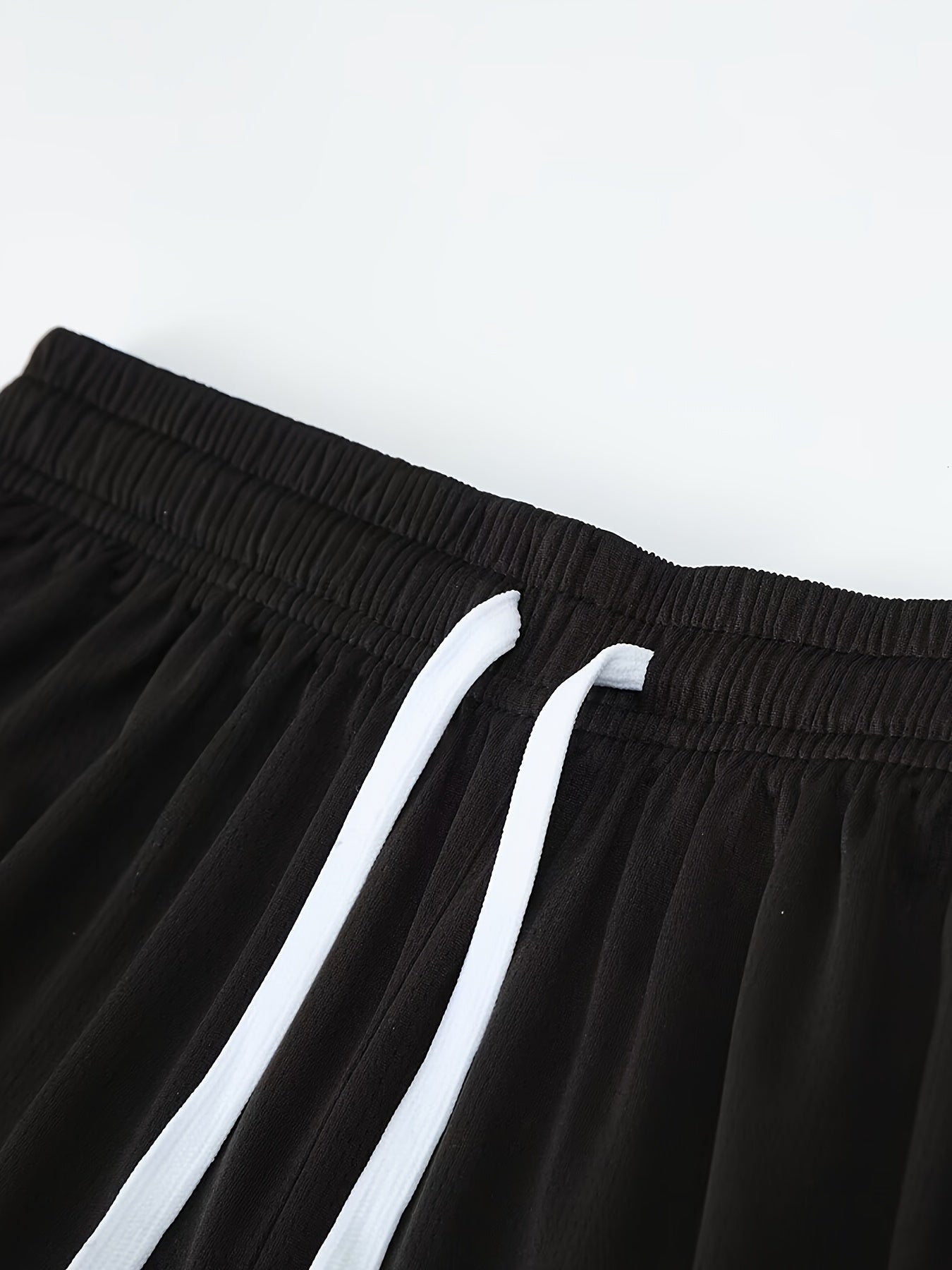 Męski zestaw sportowy w stylu koszykarskim, tank top i szorty, nadruk New York, idealny na lato i trening