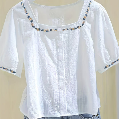 Elegant women's blouse with square neckline and floral embroidery, casual spring-summer style