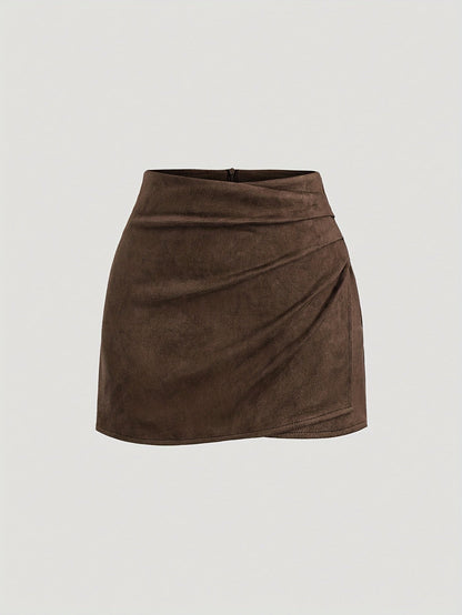 Mini-jupe plissée femme effet suédine marron foncé, camel et noir