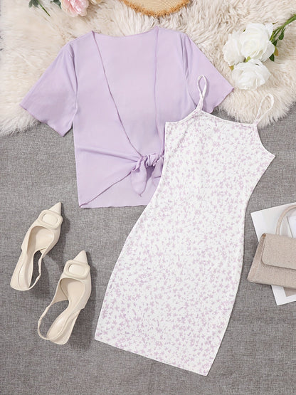 Abito floreale elegante con bolero annodato da donna, outfit chic per primavera ed estate