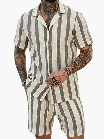 Ensemble décontracté pour homme – Chemise à manches courtes et short à rayures – Style estival tendance