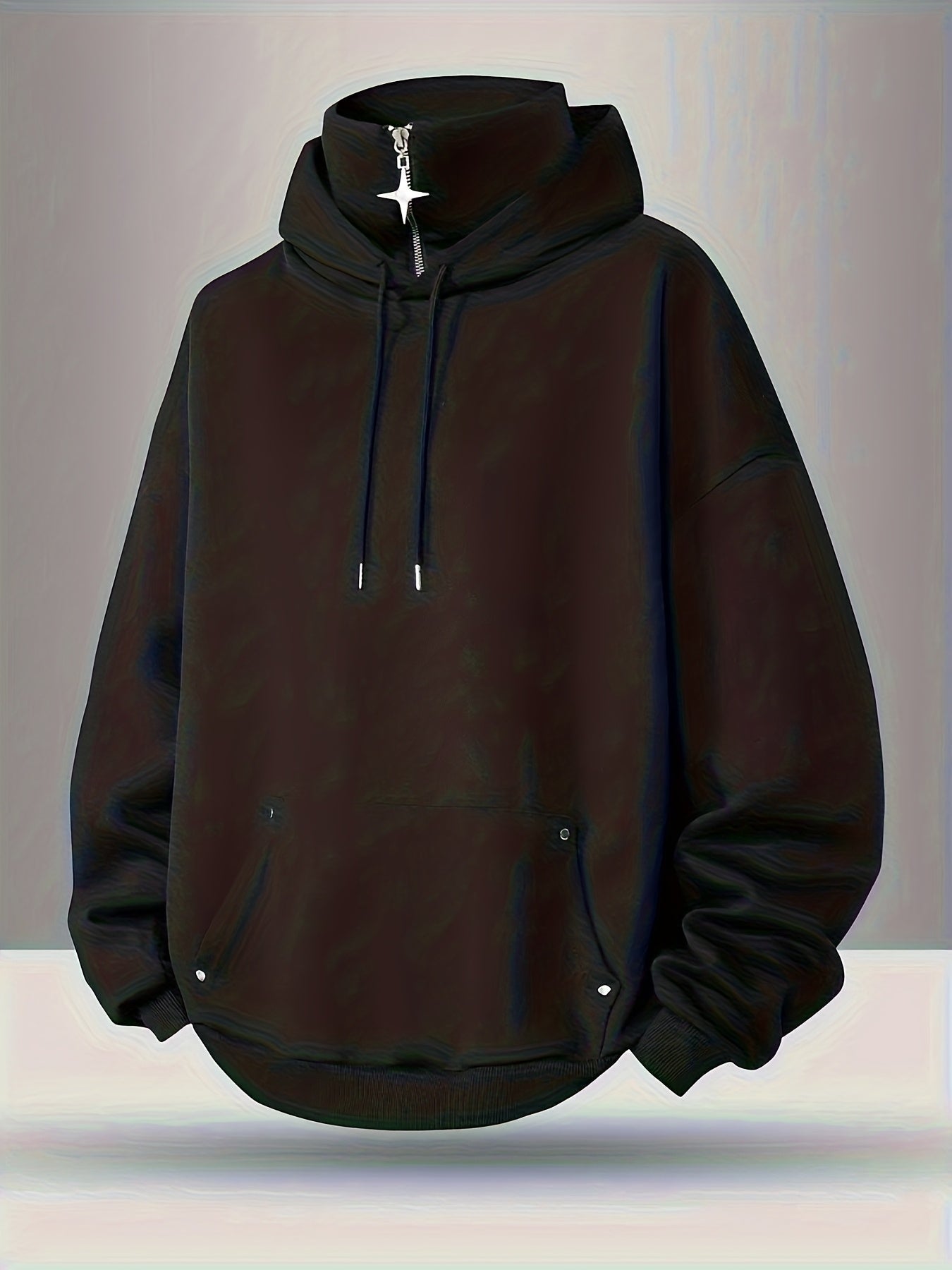 Sweat à capuche ample noir col montant zippé pendentif étoile