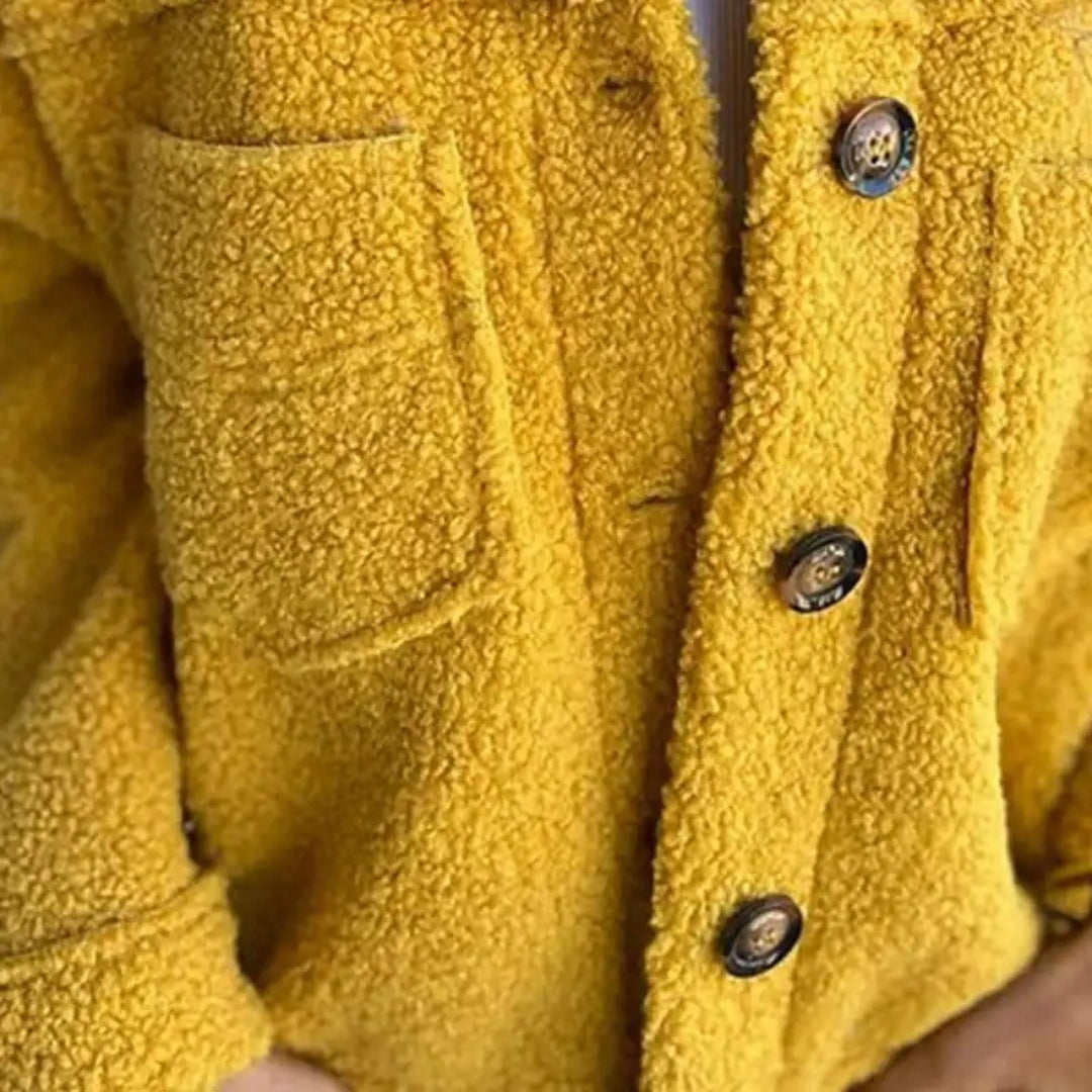 Damska polarowa kurtka sherpa w modnym, casualowym stylu na jesień i zimę