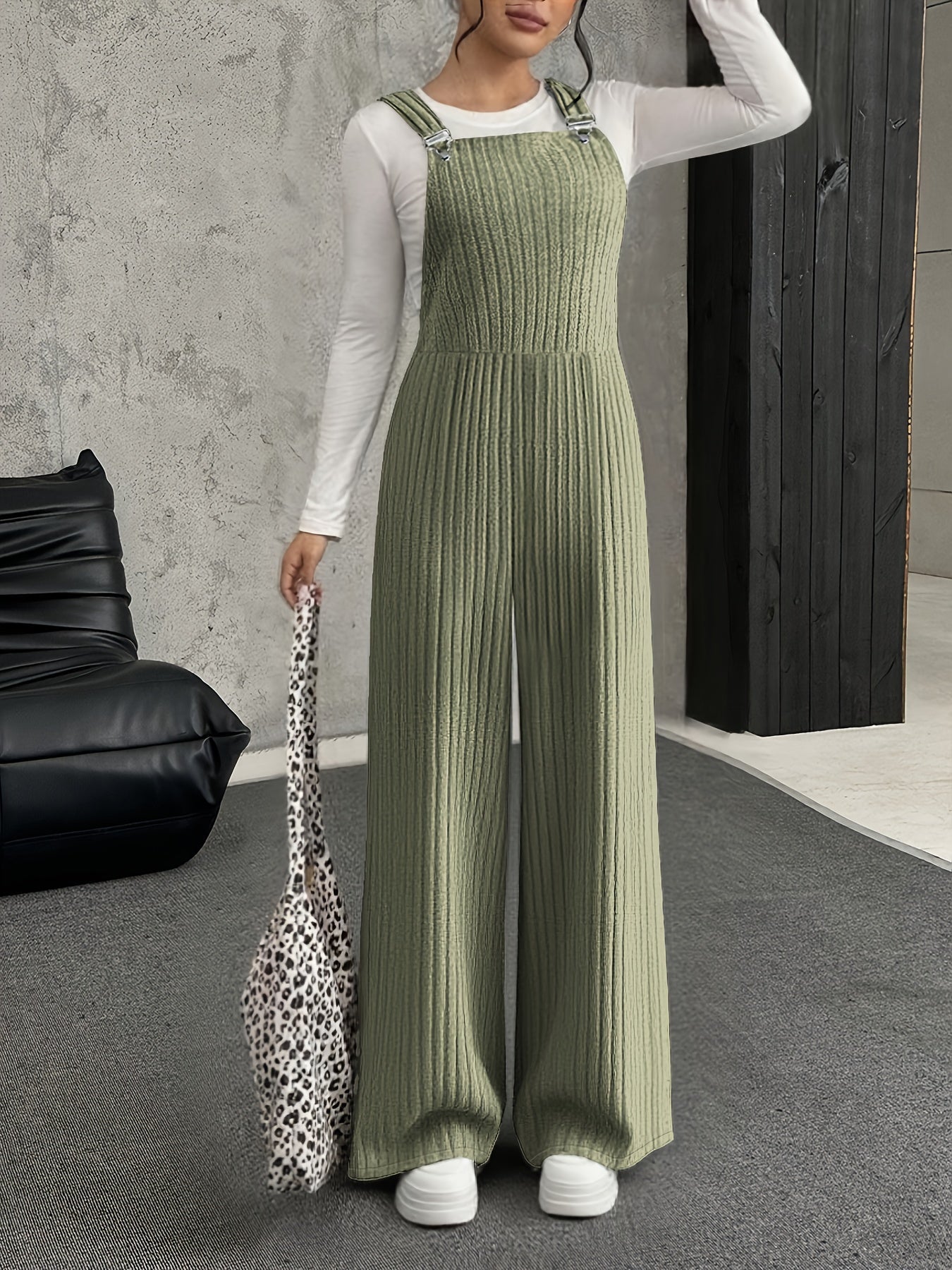 Salopette Femme ample côtelée gris clair à bretelles avec boucle