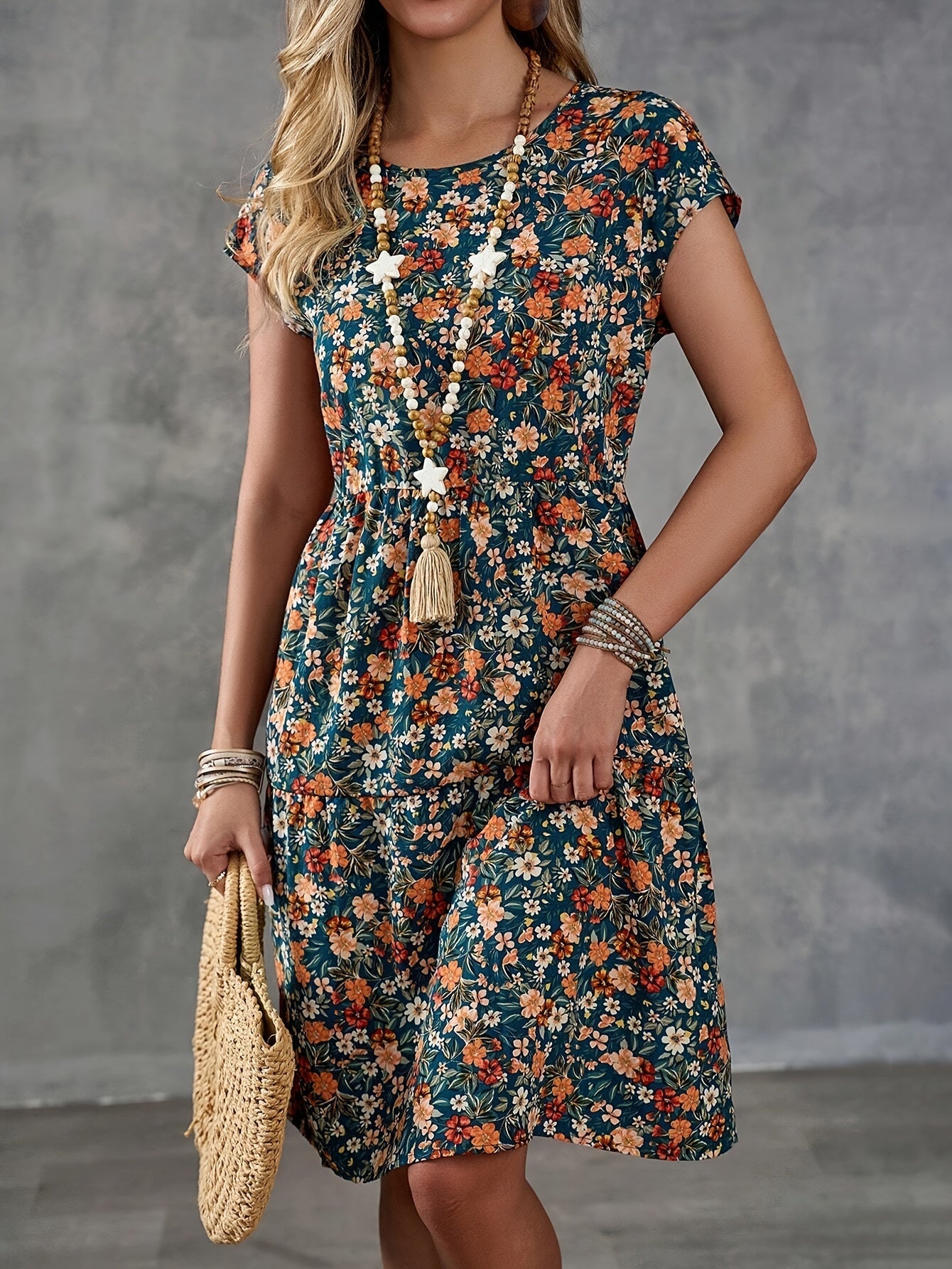 Abito floreale casual da donna stile vacanze con maniche corte