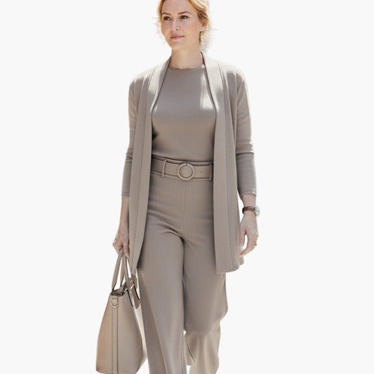 Ensemble elegante da tre pezzi per donna – Stile professionale e raffinato