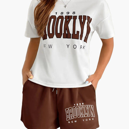 Conjunto casual para mujer estilo universitario con camiseta y pantalones cortos estampados Brooklyn Nueva York