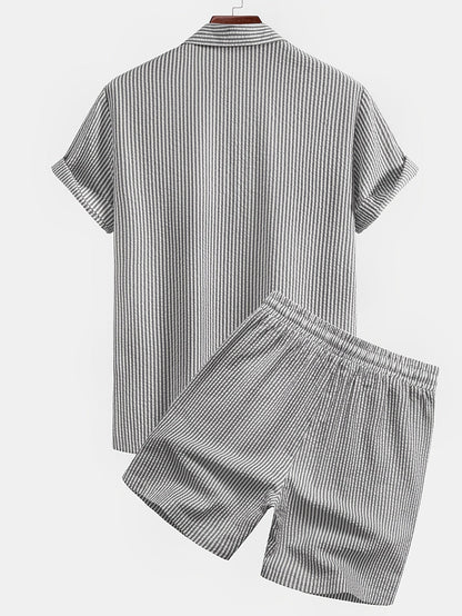 Completo casual due pezzi a righe da uomo – Stile estivo ed elegante per la spiaggia e il tempo libero