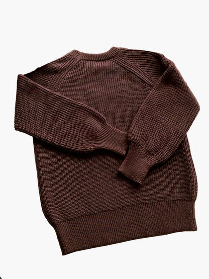 Afslappet damepullover i elegant stil med rund hals til efterår og vinter