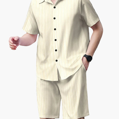 Lässiges Sommeroutfit für Herren, Kurzarmhemd und Shorts, urbaner Stil, ideal für den Sommer