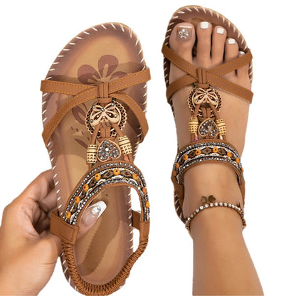 Ruby – Sandalen mit Blumen und Strasssteinen