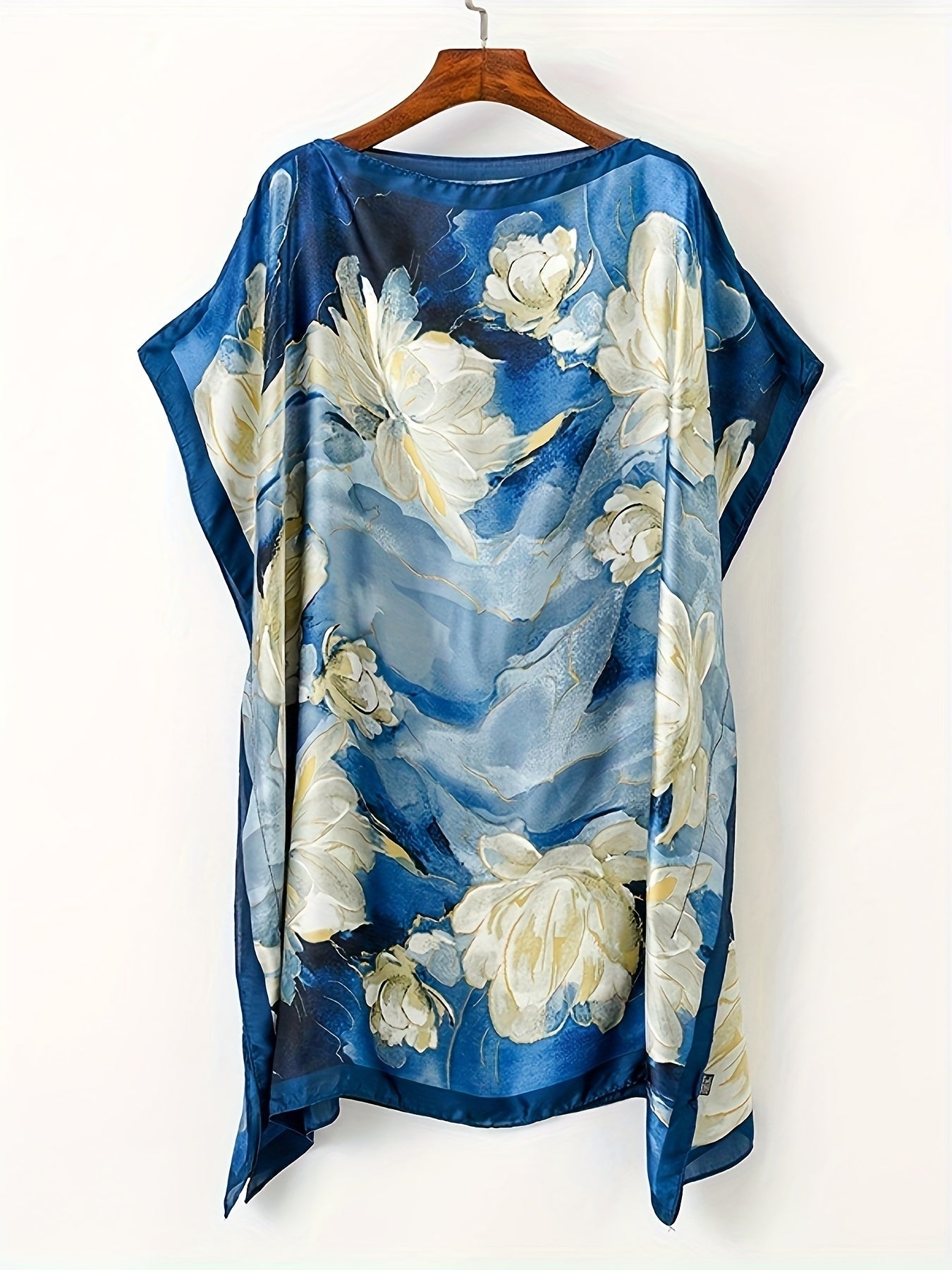 Tunique de plage bohème femme style asymétrique imprimé floral chic vacances