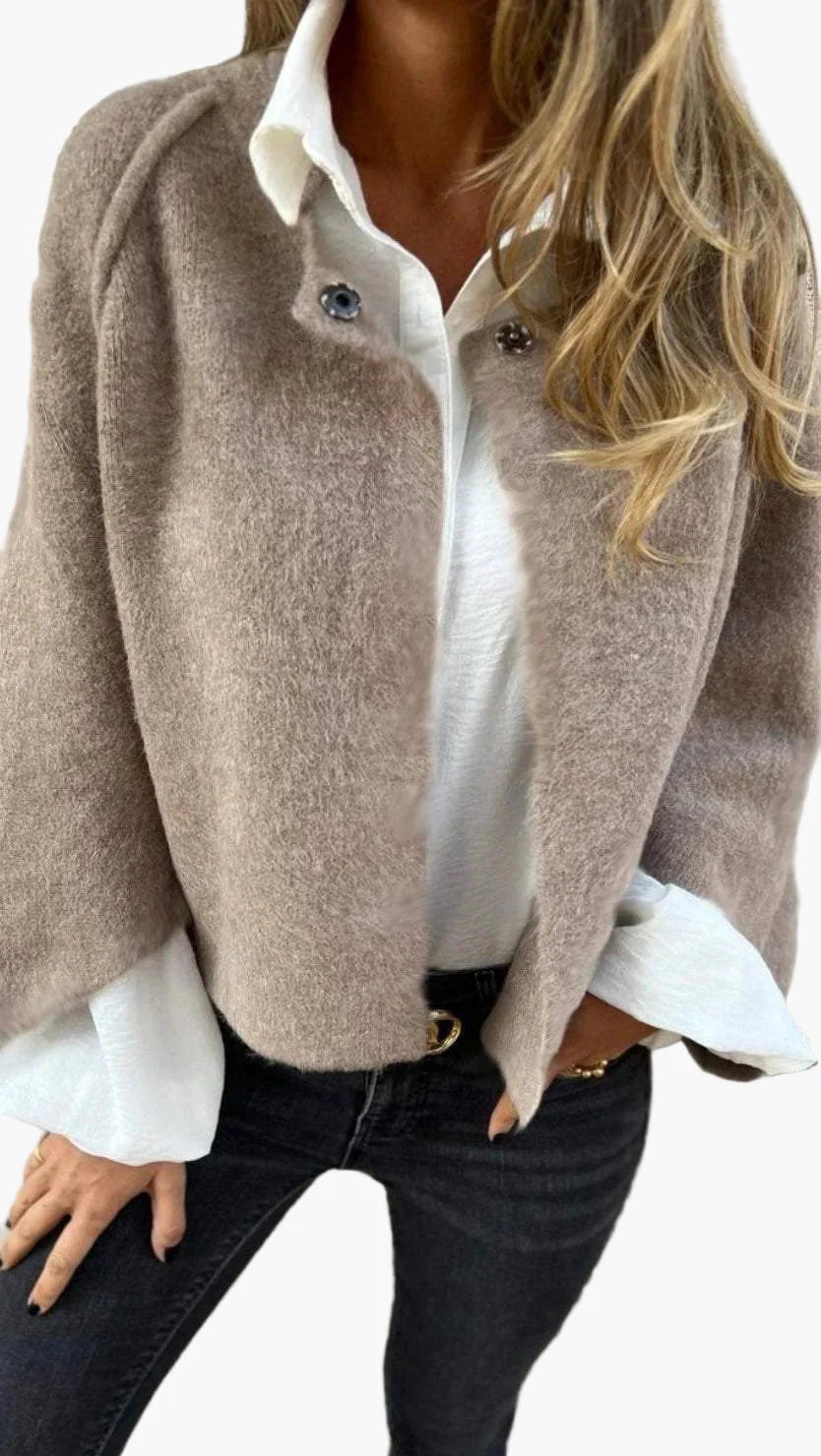 Chaqueta elegante para mujer estilo moderno para atuendo diario chic