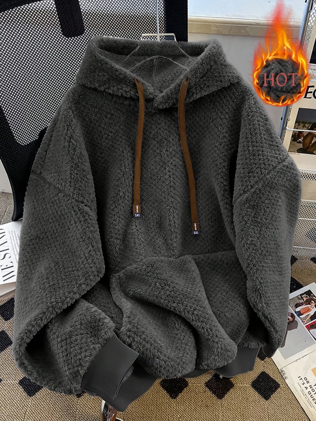 Sweat à Capuche Doux Effet Peluche Vert Militaire avec Cordon Contrastant