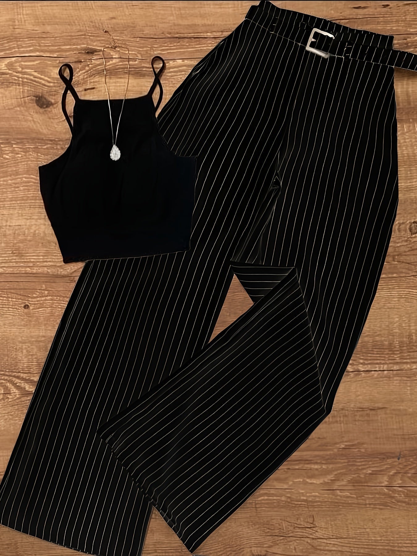 Ensemble femme élégant à rayures pour printemps/été, pantalon large et crop top chic