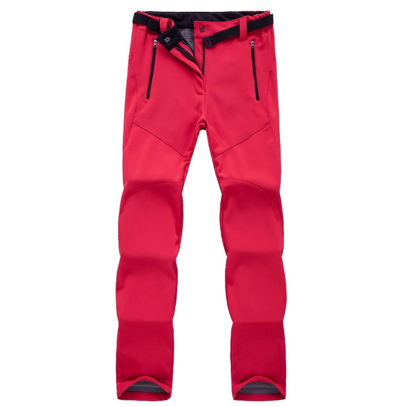 Outdoor vandrebukser til kvinder – tekniske, vandtætte, sporty stil