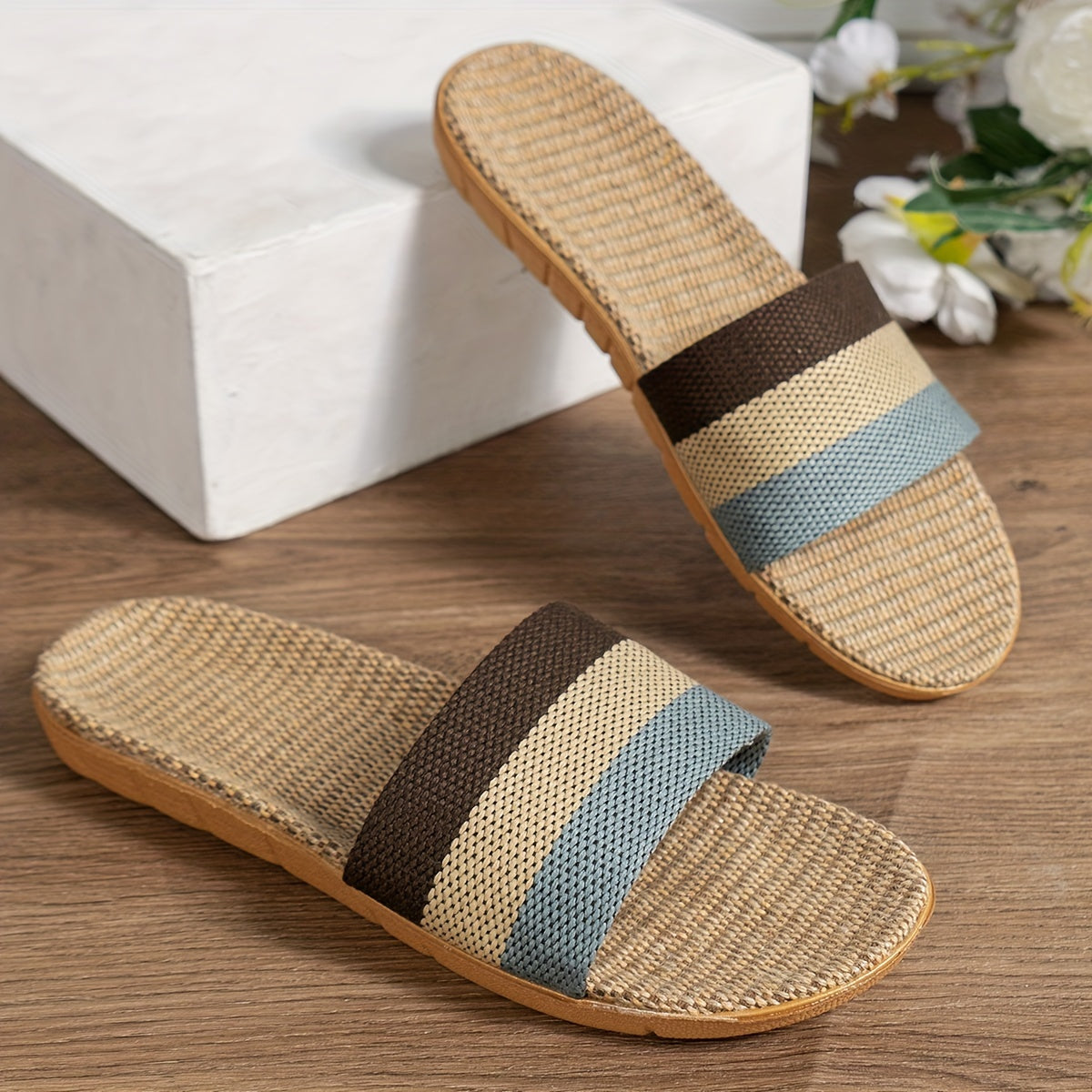 Avslappnade slip-on-sandaler för kvinnor i sommarstil