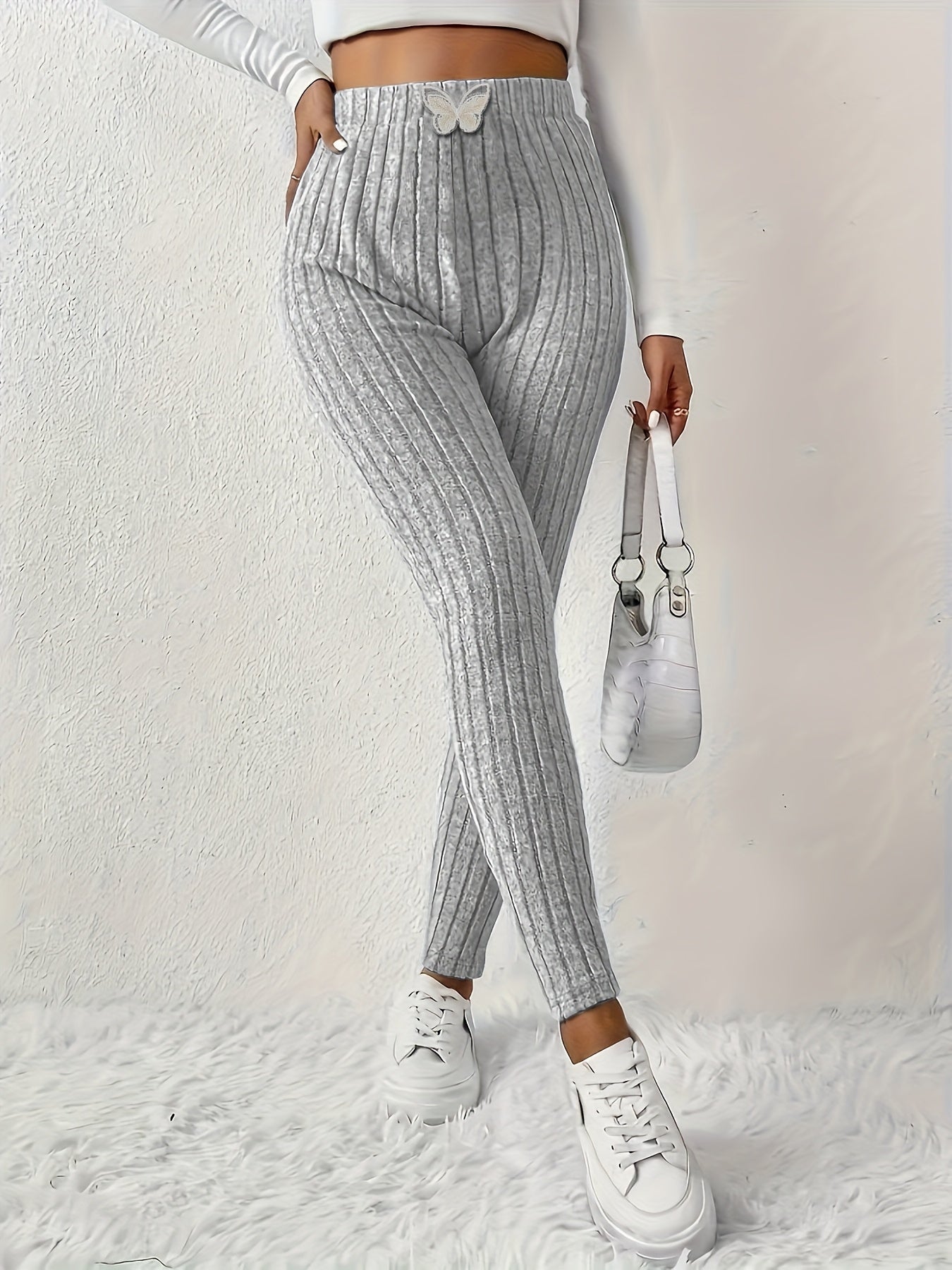 Legging côtelé gris clair taille haute avec détail papillon