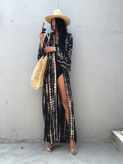 Langer Damen-Strandkimono im boho-chicen Stil für Urlaub und Pool