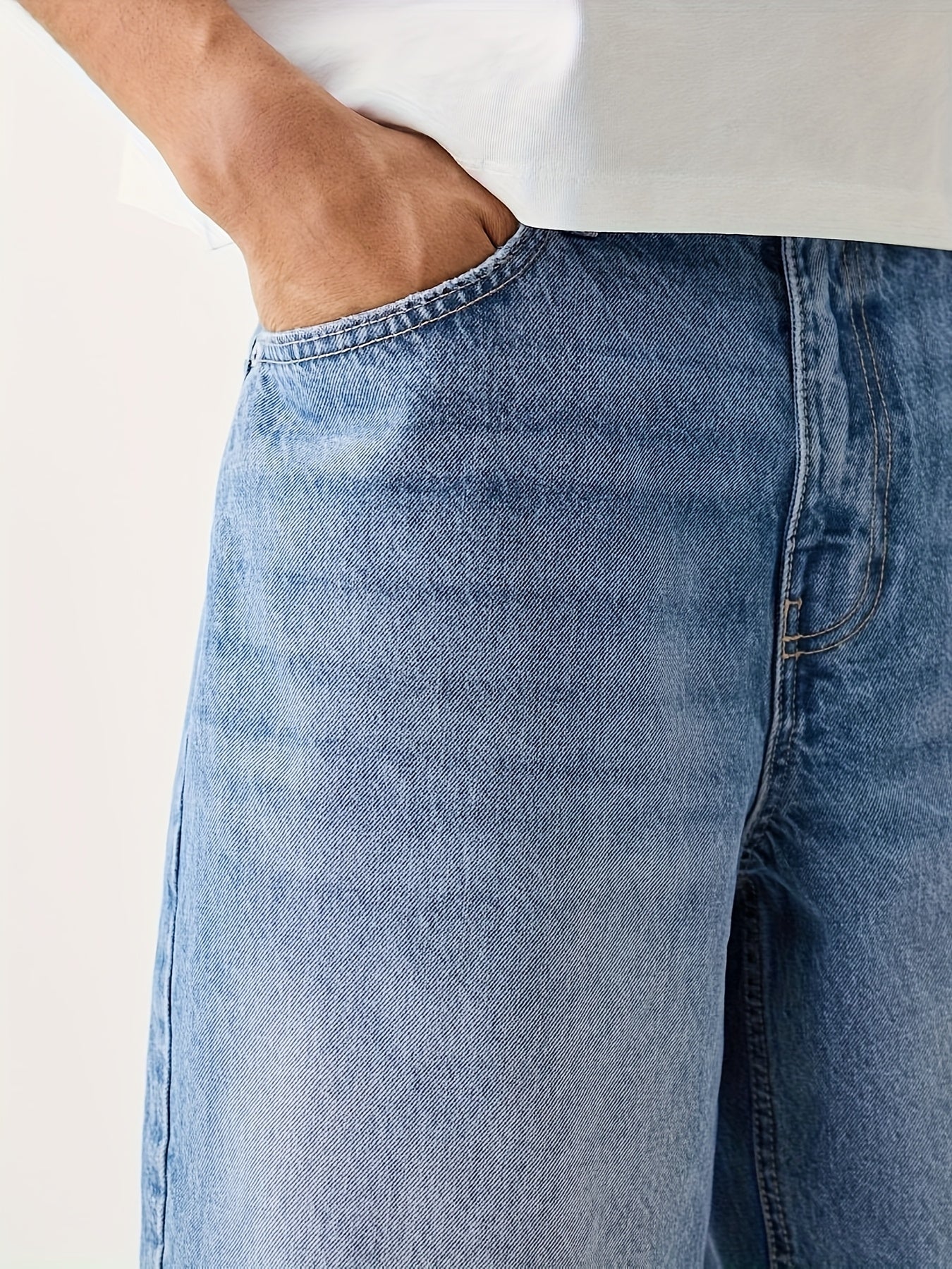 Bermuda amplio para hombre estilo casual urbano
