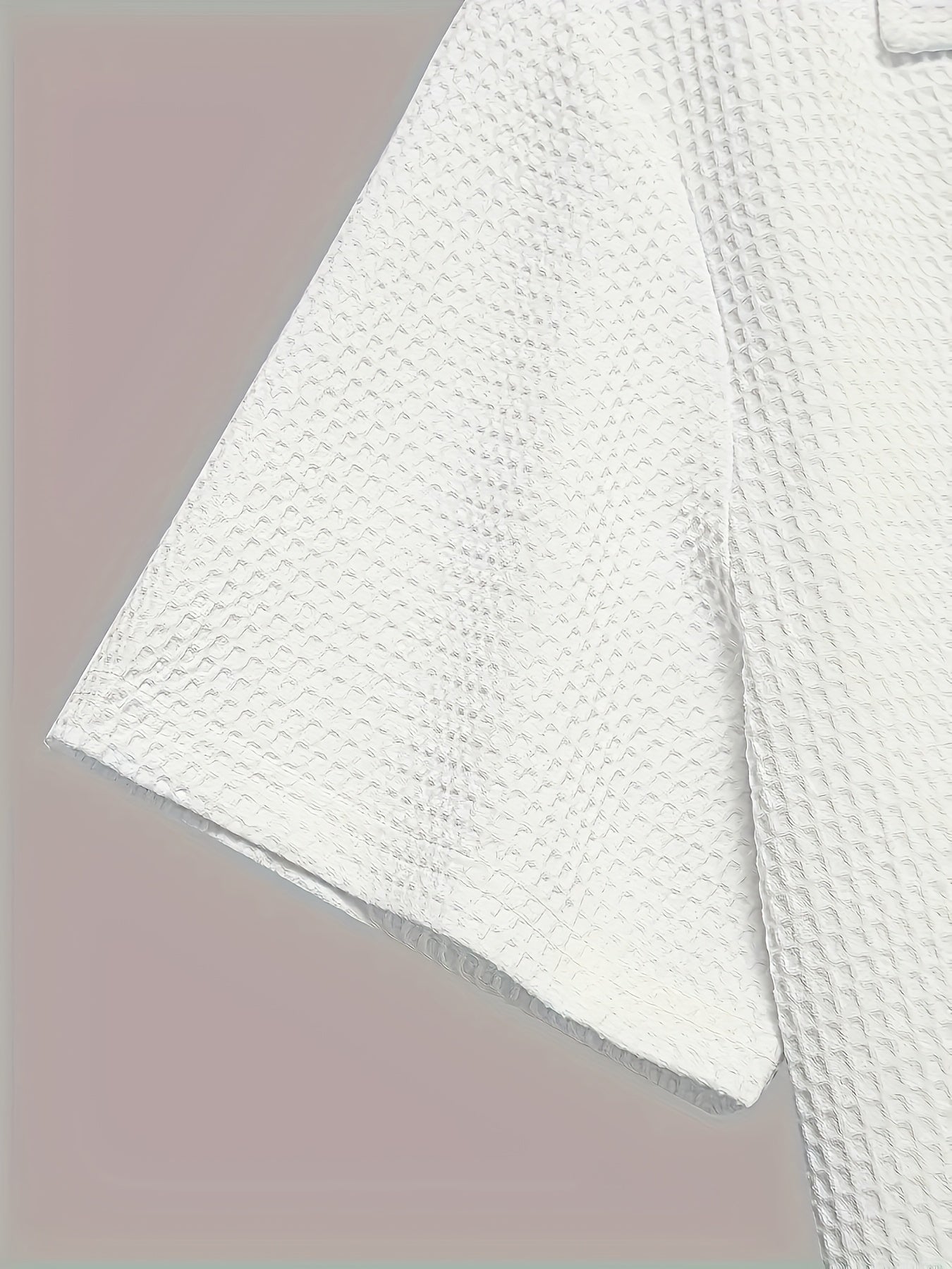 Chemise décontractée homme à manches courtes style resort avec col camp et texture gaufrée