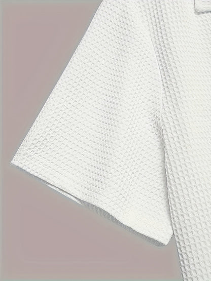 Chemise décontractée homme à manches courtes style resort avec col camp et texture gaufrée