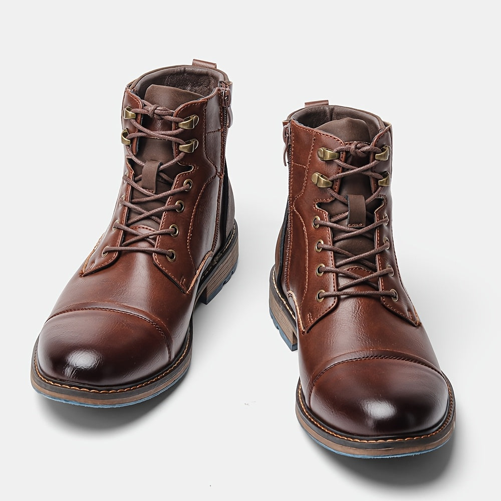 Bottes montantes pour homme marron avec lacets et semelle bleue contrastante