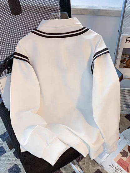 Sweat-shirt Blanc Col Chemise Noir et Blanc Imprimé "HI"
