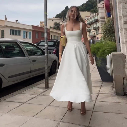 Elegancka sukienka damska na ramiączkach w miejskim stylu chic – długa sukienka z wysokim stanem bez rękawów