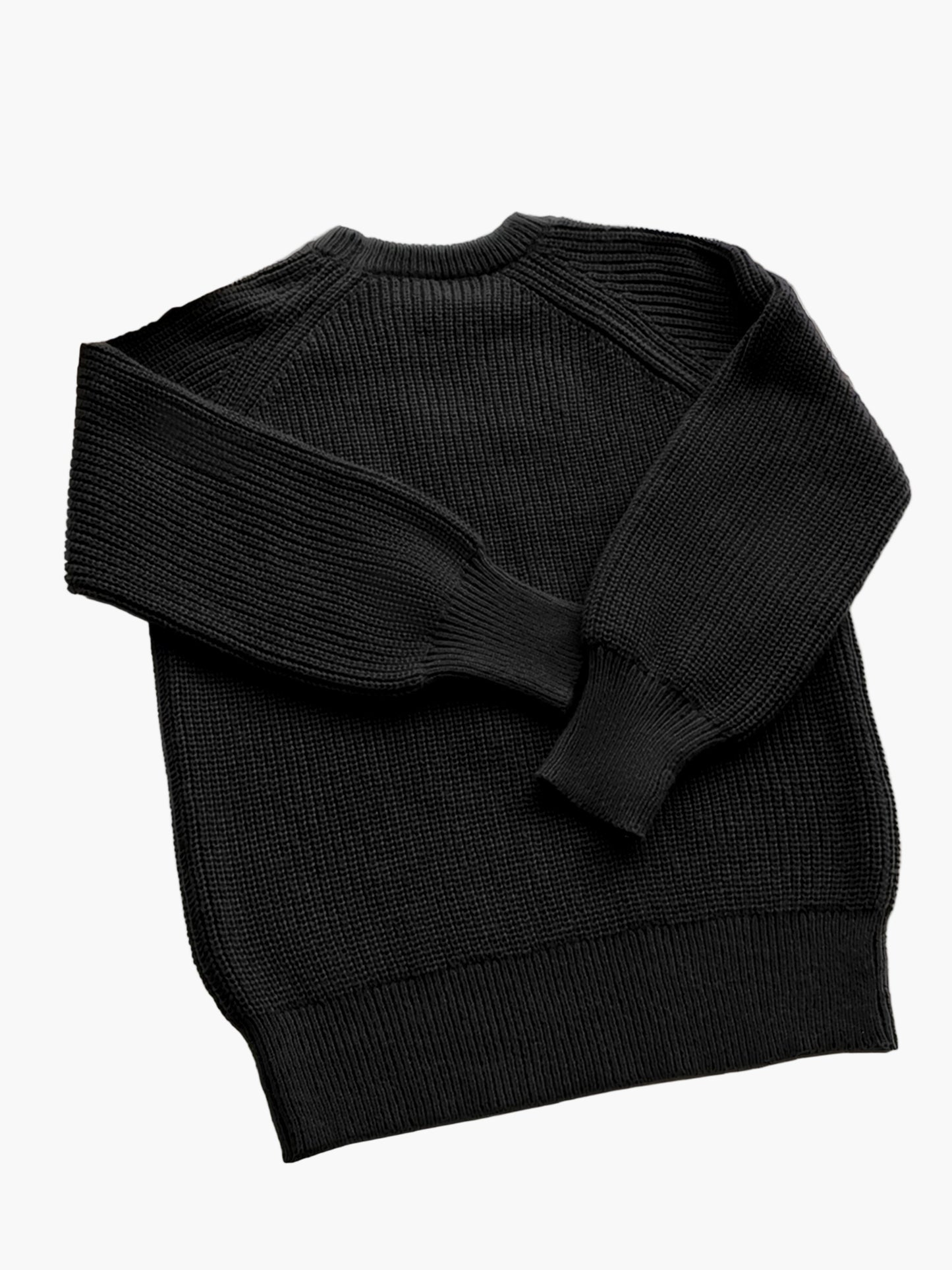 Afslappet damepullover i elegant stil med rund hals til efterår og vinter
