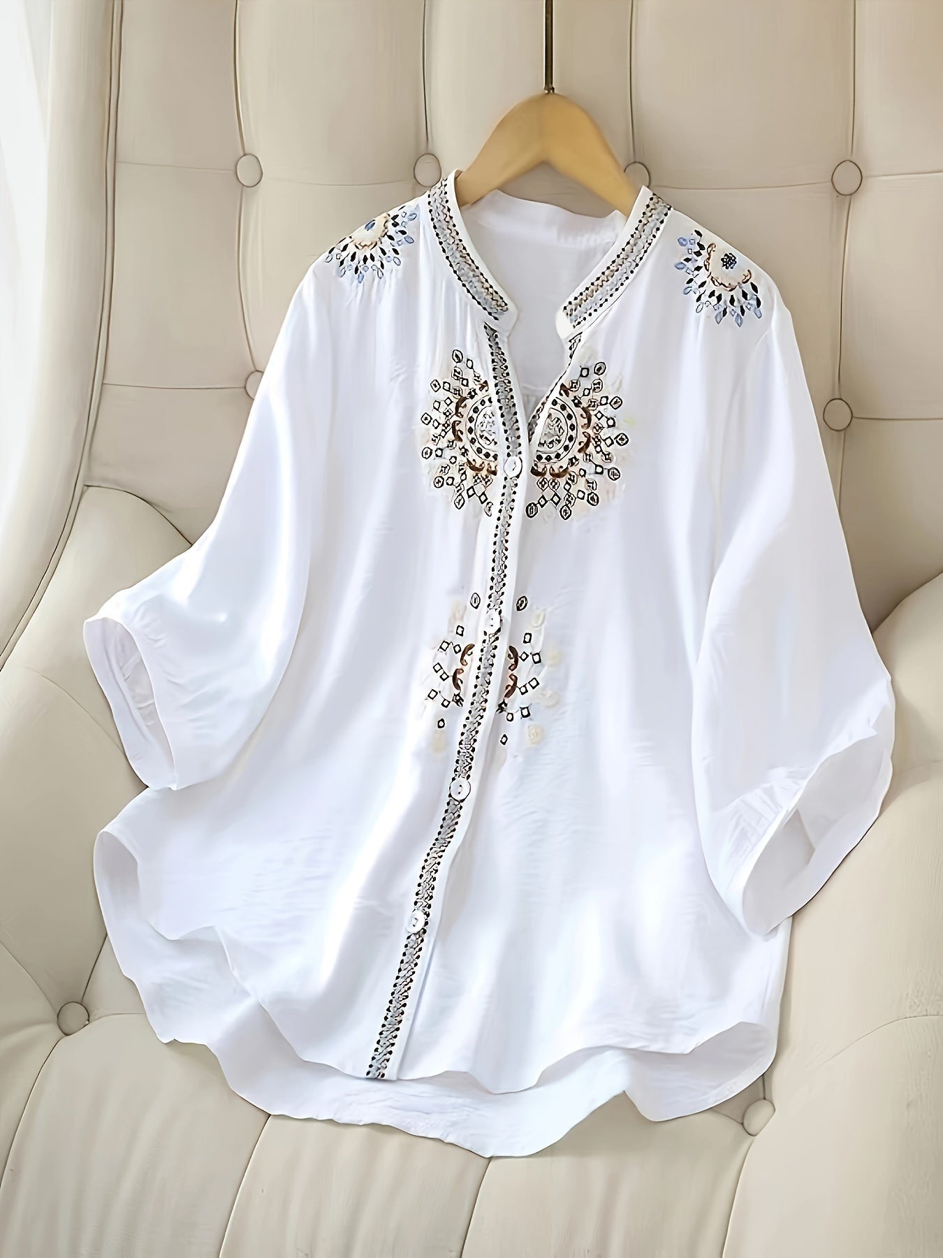 Elegant women's blouse with 3/4 sleeves, boho chic style, embroidered for spring and summer