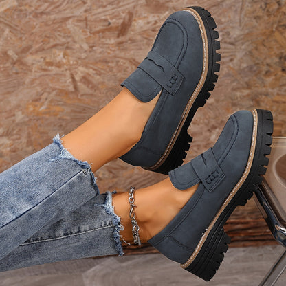 Afslappede damesko i penny loafer-stil med tyk sål