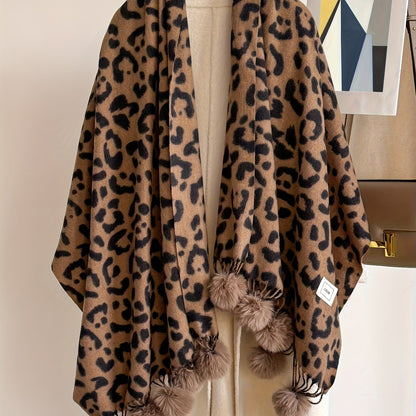Écharpe large motif animalier avec pompons pour femme