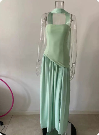 Robe de soirée élégante femme style bustier fluide fendue, idéale événements et cocktails