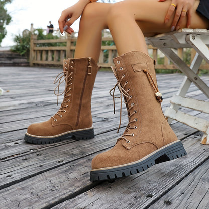 Bottes hautes camel lacées avec fermeture éclair latérale et semelle crantée pour femme